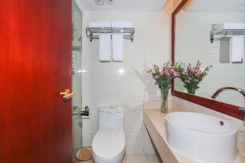 Vienna International Pudong Xiupu Road Hotel 3*
